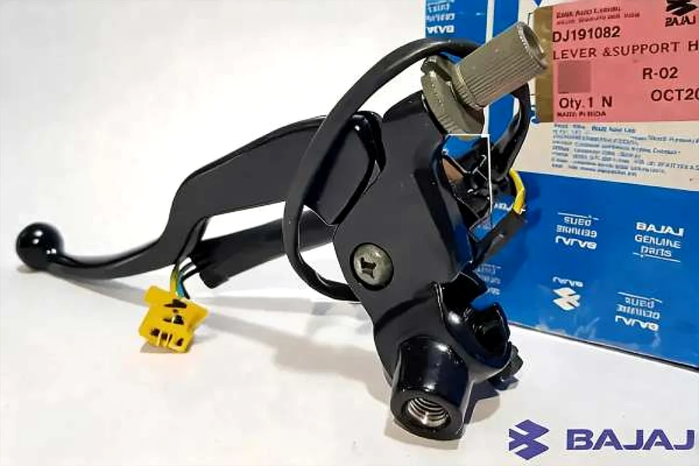 Manija de Clutch con Base Espejo Pulsar Ns 200 / Pulsar 180 / Neon - Código SKU DJ191082 - Repuesto Moto EKAMOTO